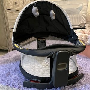 Graco portable bassinet